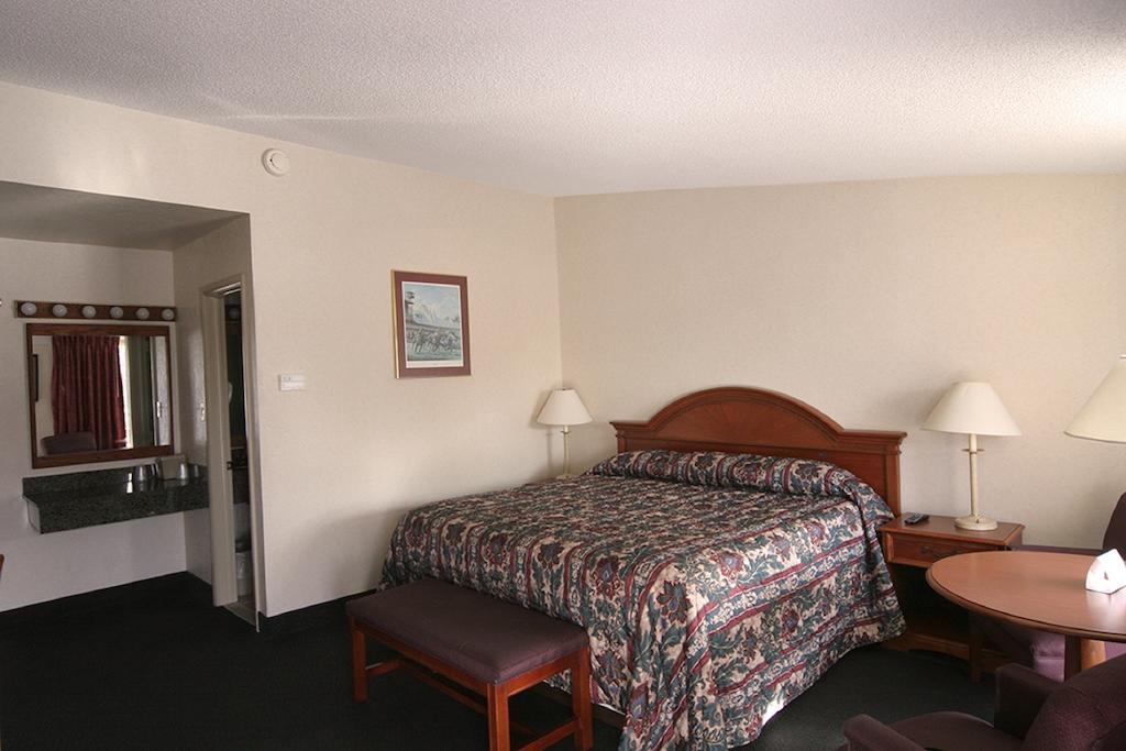 Landmark Motor Inn グレンズフォールズ エクステリア 写真